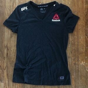 Women’s Reebok UFC fight night Authentic Sz Small